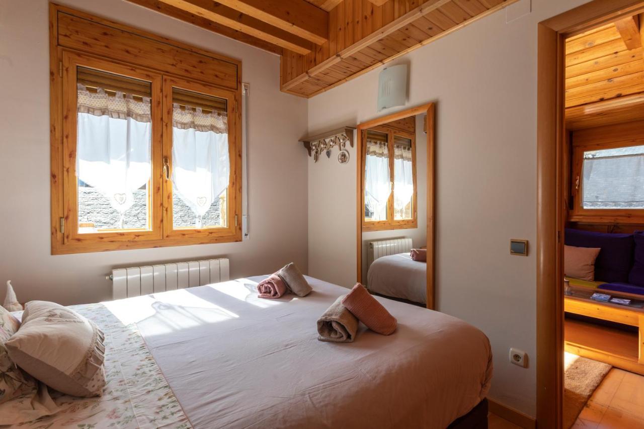 Apartamento Con Encanto Vielha Exterior photo